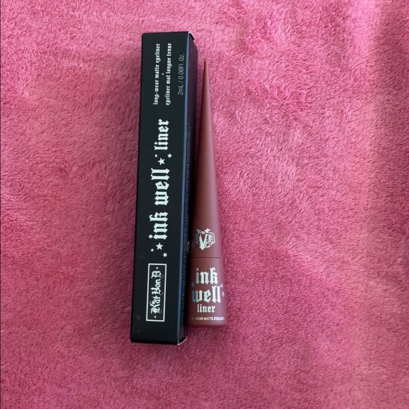 Kat Von D Other - Kat Von D Ink Well Liner — Lolita